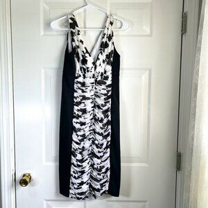 White House Black Market Instant Slimming Floral Black and White Dress Size 8